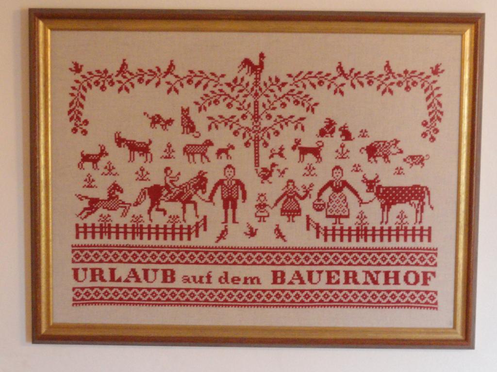 Baby- Und Kinderhof Aicherbauer Seeham Bagian luar foto