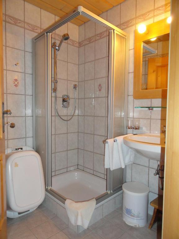 Baby- Und Kinderhof Aicherbauer Seeham Ruang foto