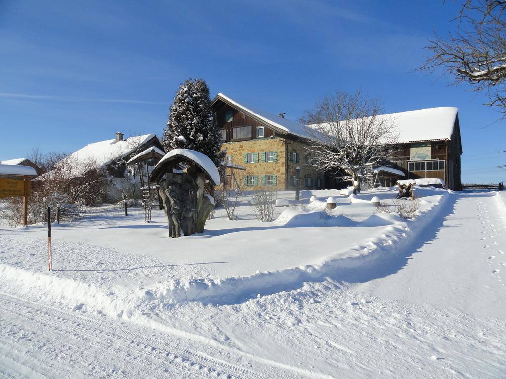 Baby- Und Kinderhof Aicherbauer Seeham Bagian luar foto